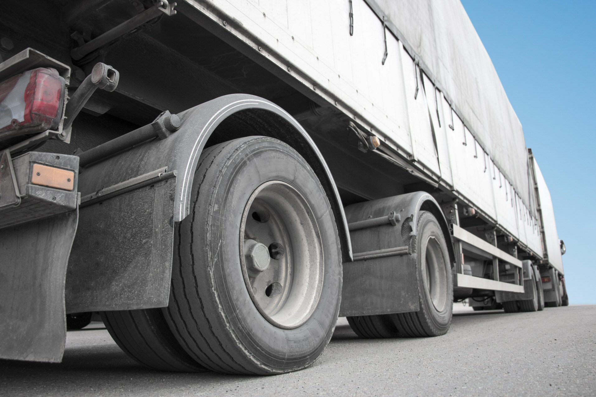 Vehicle tyre monitoring System.